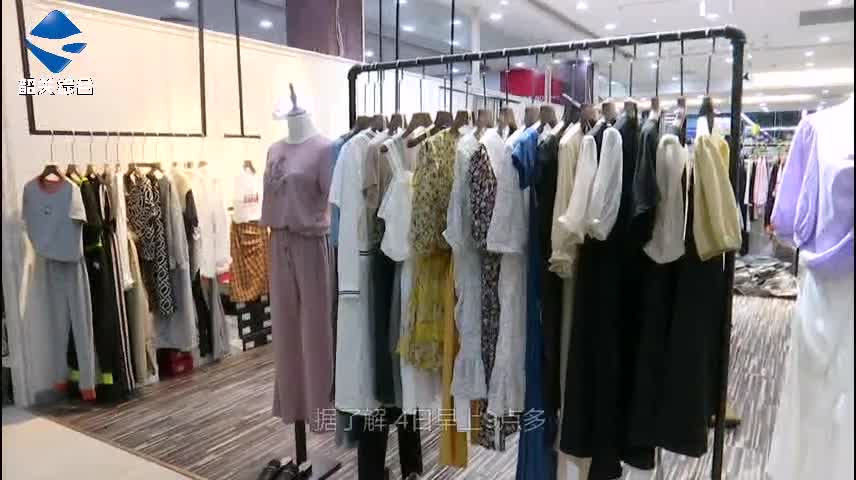 女子帶小孩行竊，沙洲尾多家服裝店“中招”